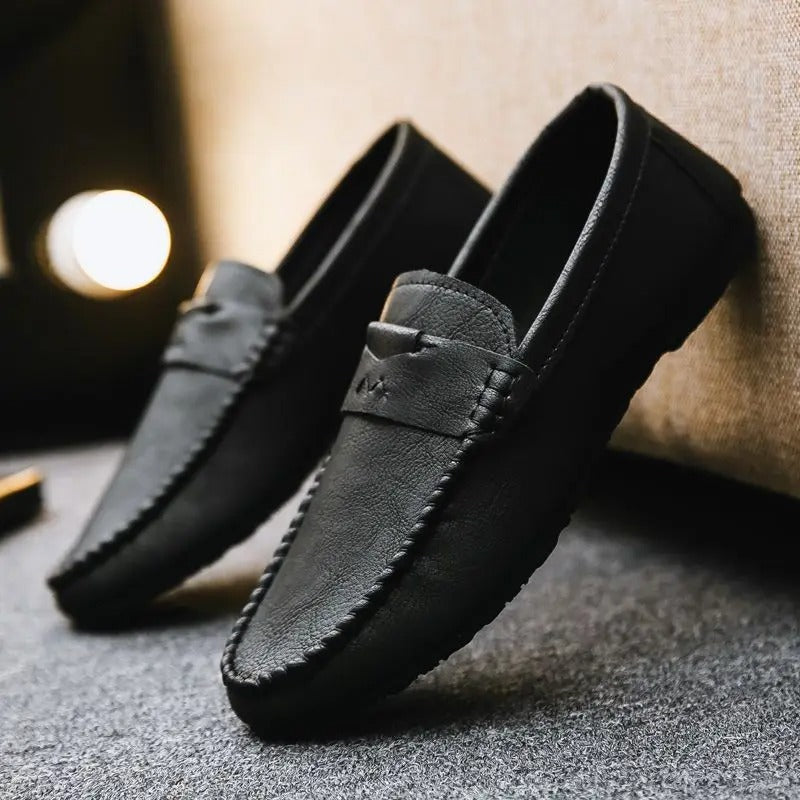 UrbanFlex Black Leather Moccasins