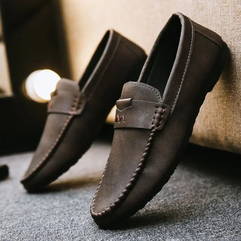 UrbanFlex Black Leather Moccasins